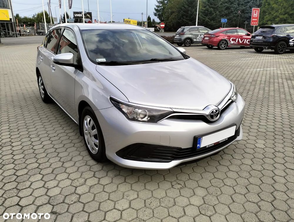 Toyota Auris 1.33 VVT-i Active - 2