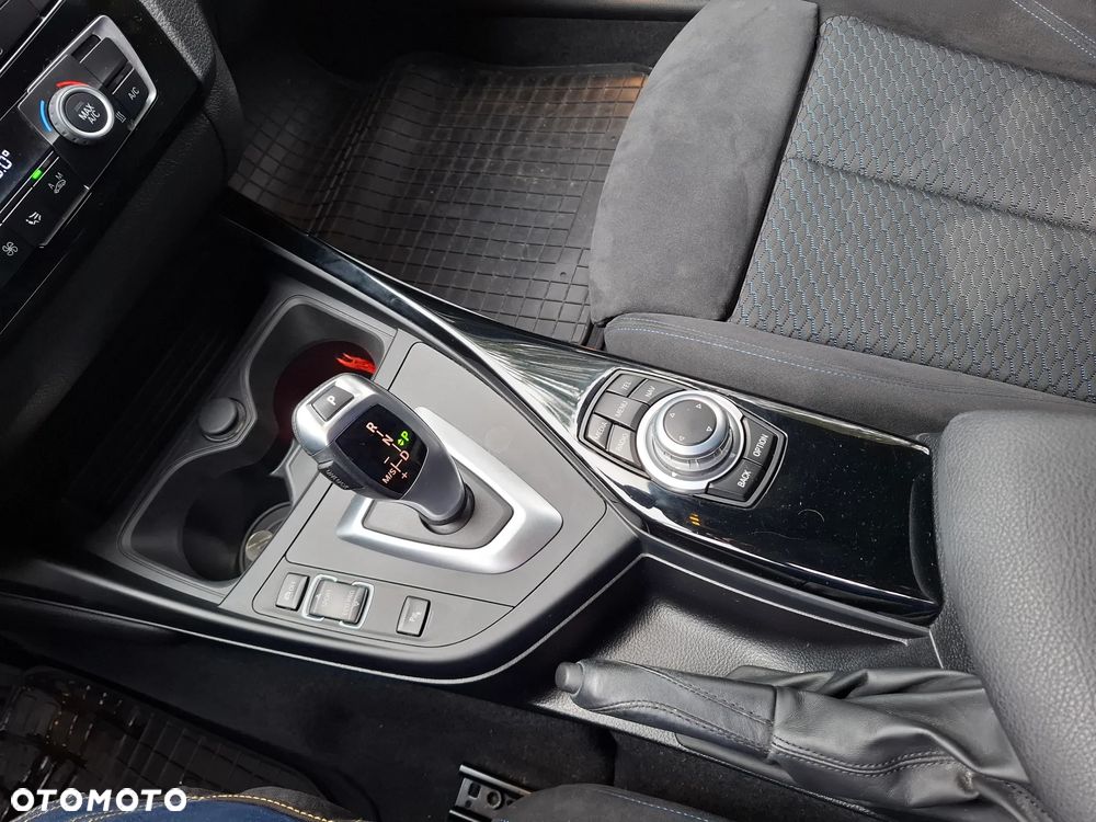 BMW Seria 1 118i M Sport - 6