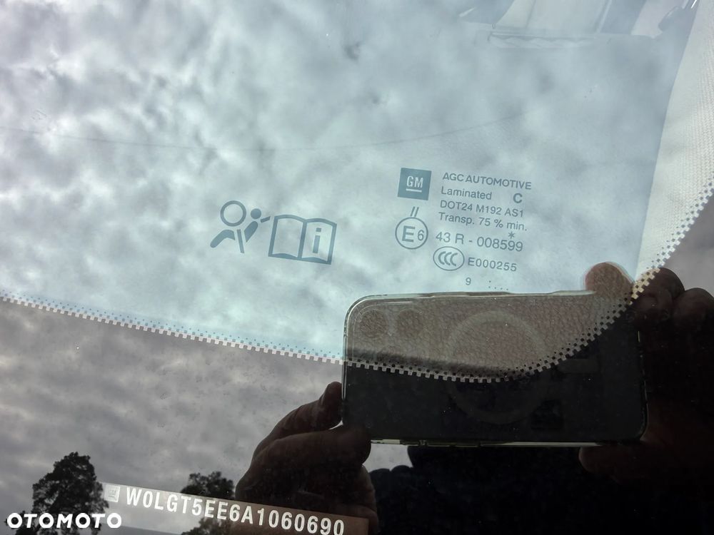 Opel Insignia 2.0 Turbo 4x4 Design Edition - 15