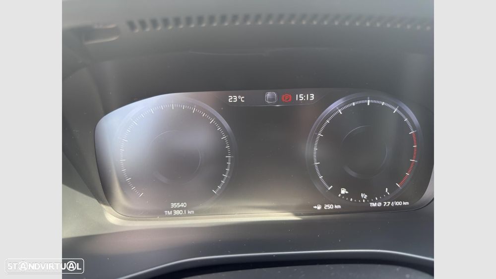 Volvo XC 40 1.5 T2 Essential - 16