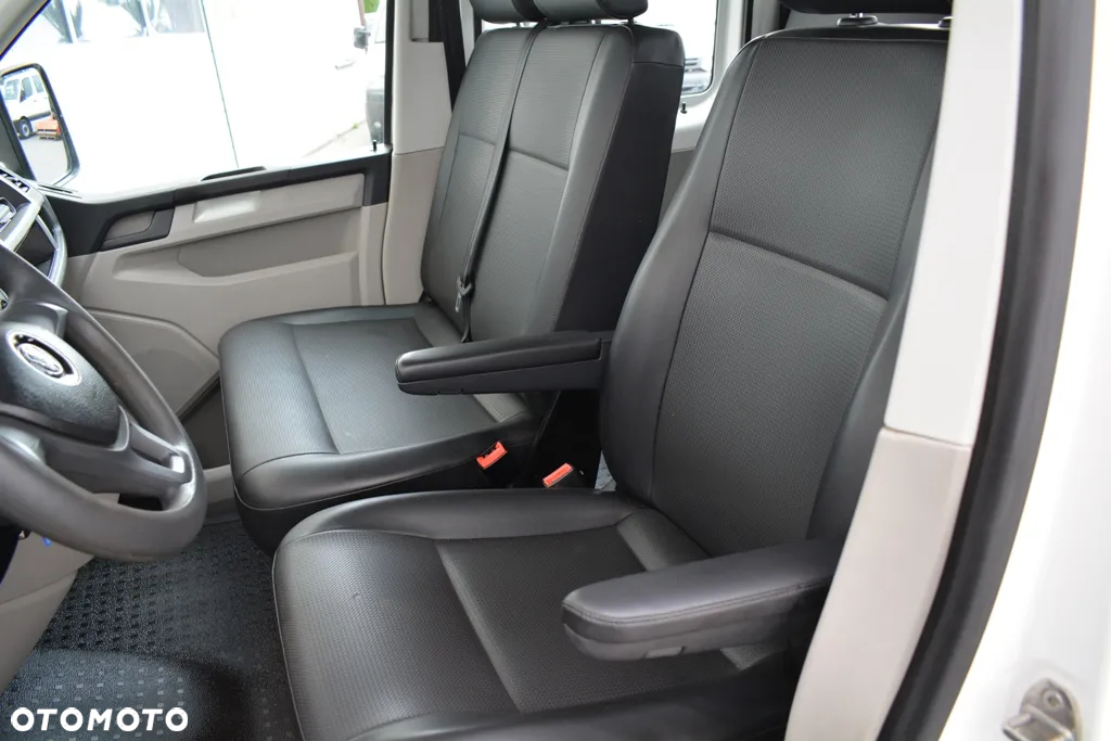 Volkswagen TRANSPORTER T6 DOKA - 23