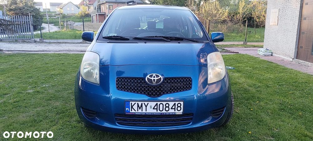 Toyota Yaris 1.3 - 3