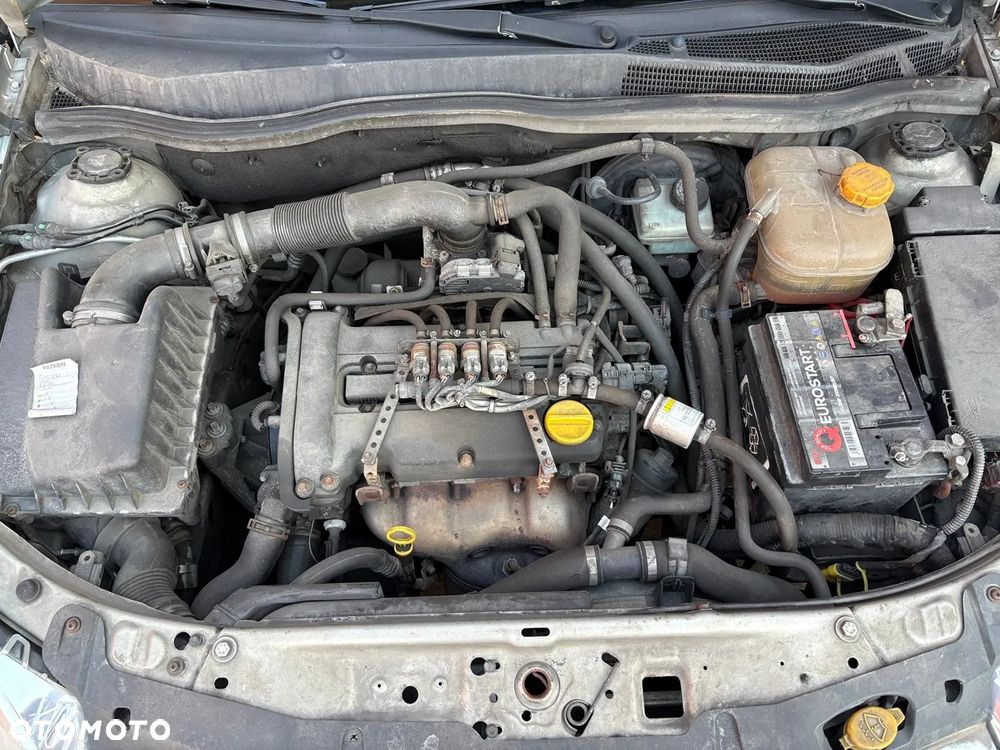 Opel Astra III 1.4 Enjoy - 18