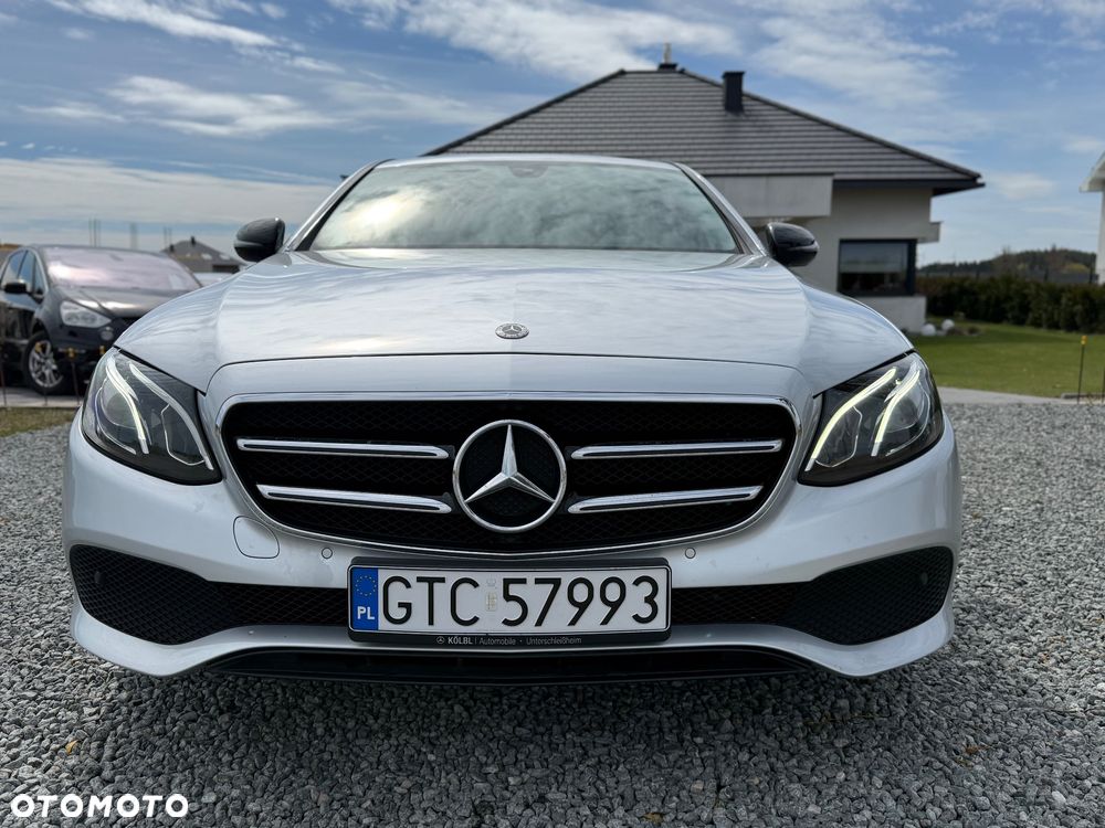 Mercedes-Benz Klasa E 220 d 9G-TRONIC Sportstyle Edition - 37