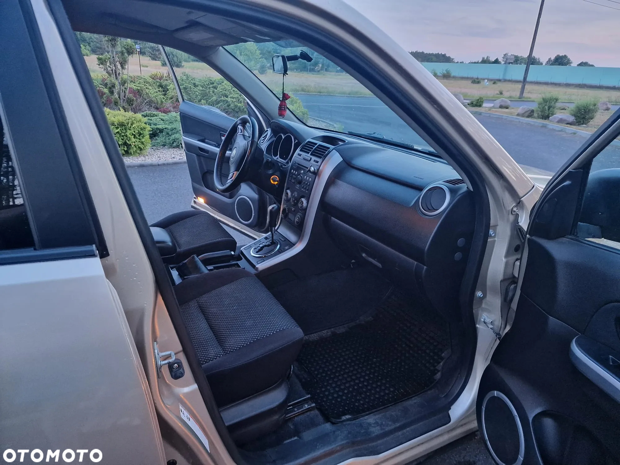 Suzuki Grand Vitara - 3