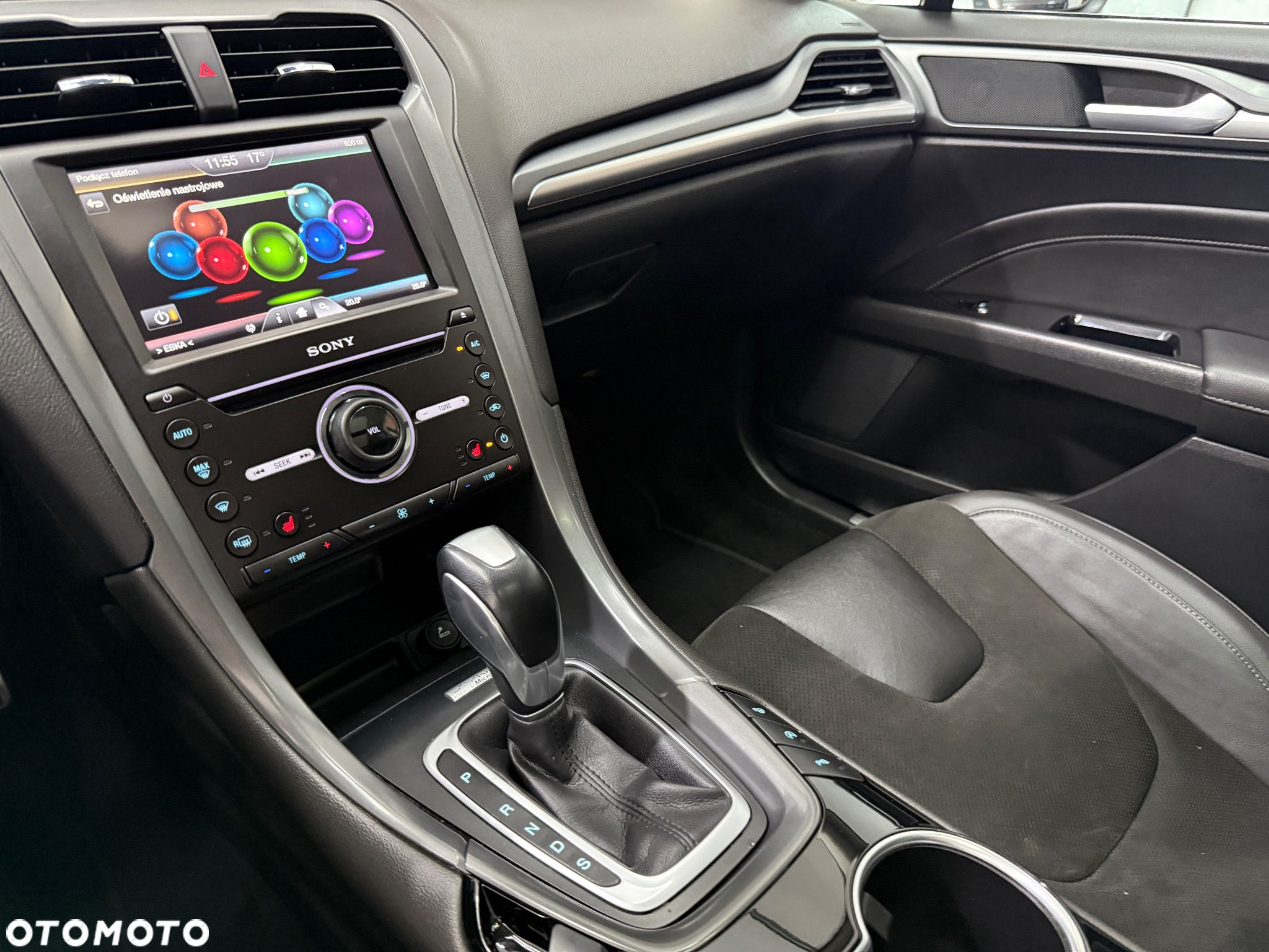 Ford Mondeo 2.0 TDCi Titanium PowerShift - 28