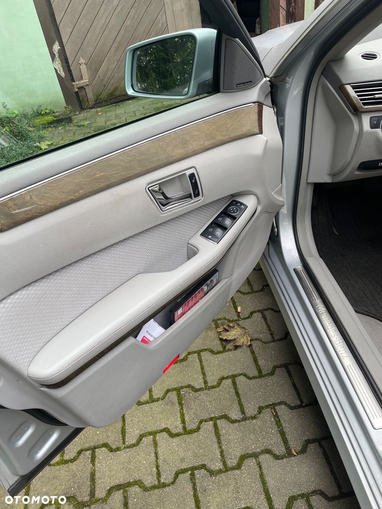 Mercedes-Benz Klasa E 350 CDI 4-Matic BlueEff - 16