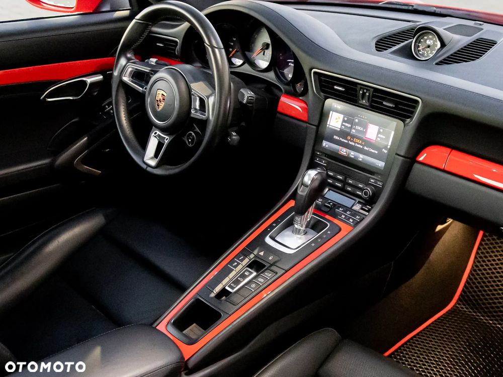 Porsche 911 Carrera S PDK - 18