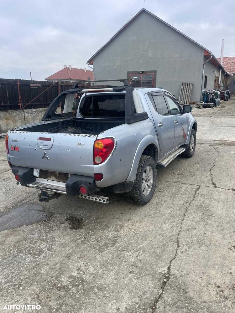 Dezmembrez Mitsubishi L200 2.5 diesel 2006-2009 - 3