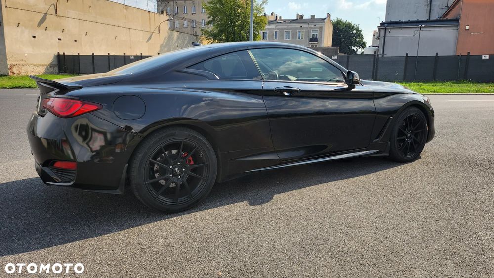 Infiniti Q60 2.0t Premium - 12