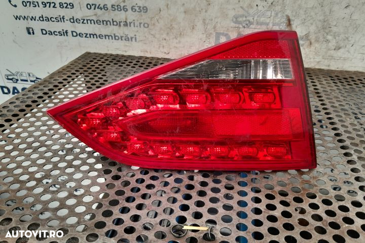Lampa / Tripla stop stanga pe capota portbagaj Audi A4 B8/8K [2007 - - 3