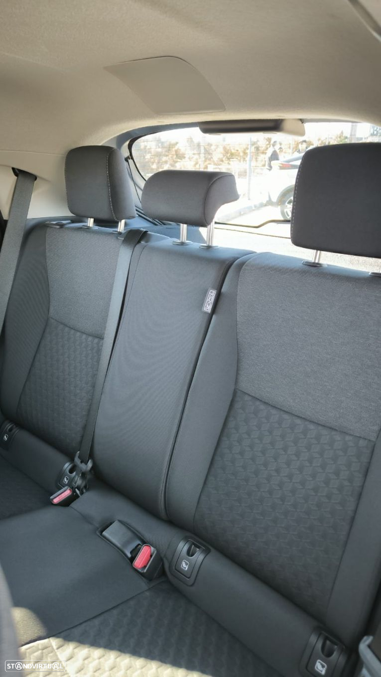 Toyota Yaris - 15