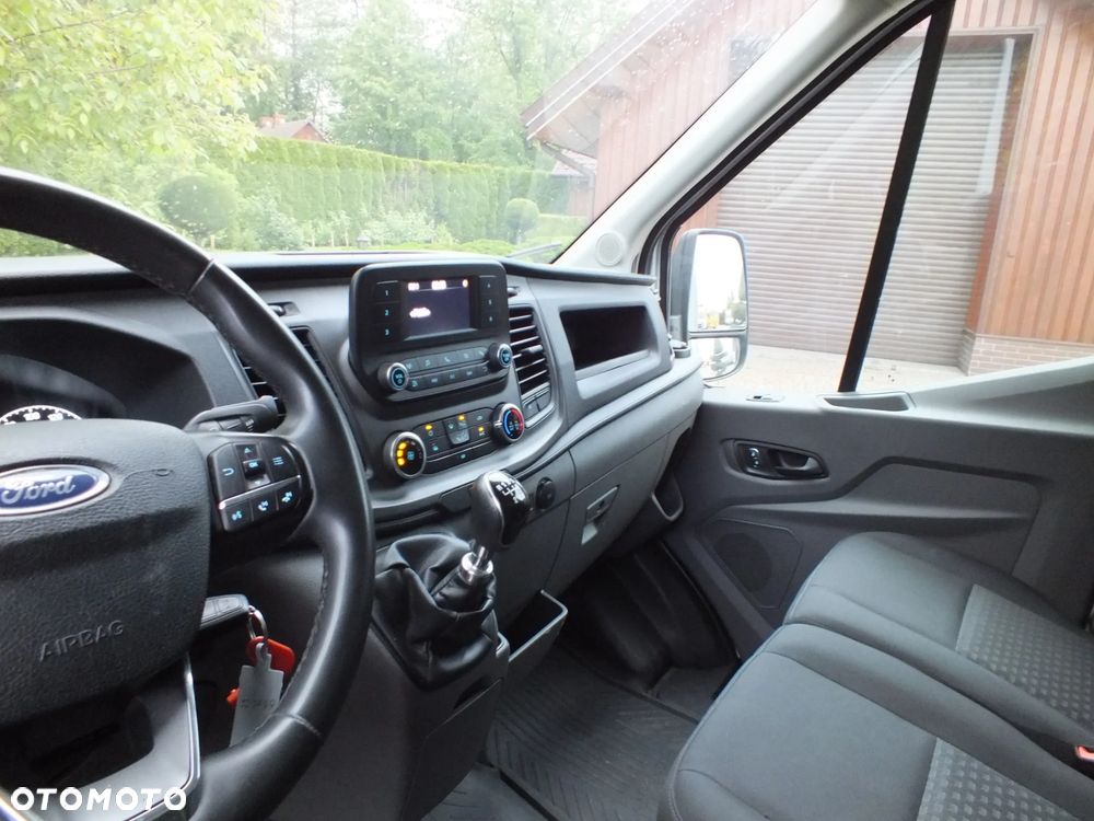 Ford Transit - 20