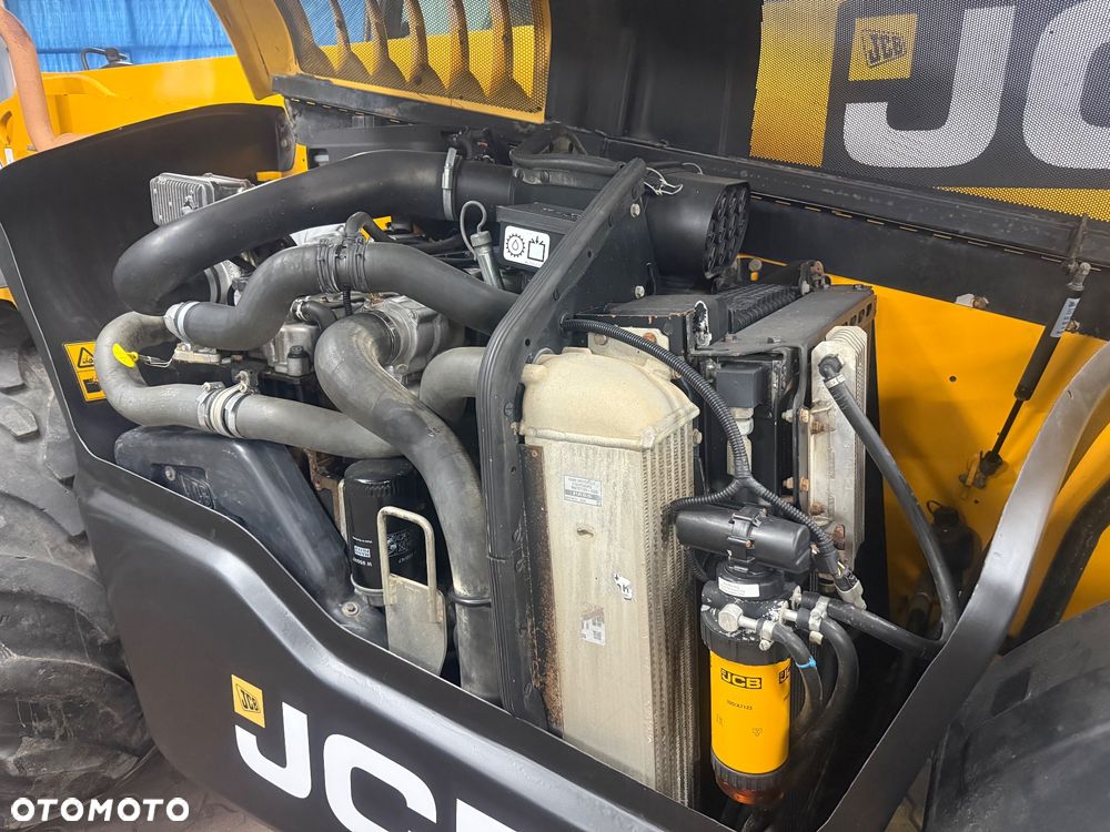 JCB 541-70 Agri Super - 9