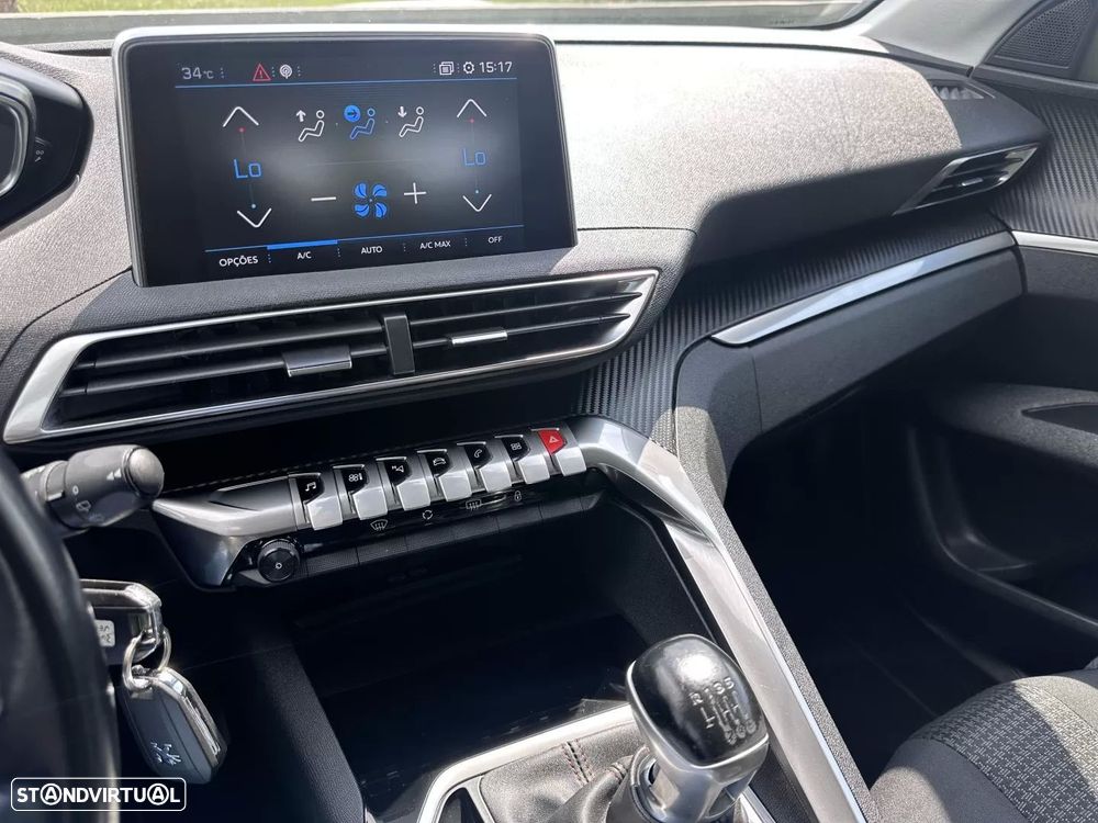 Peugeot 3008 1.2 PureTech Allure Pack - 29