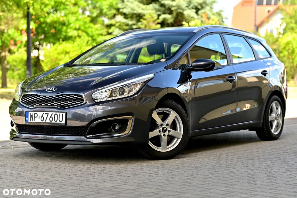Kia Ceed 1.4 CVVT Dream Team Edition - 13