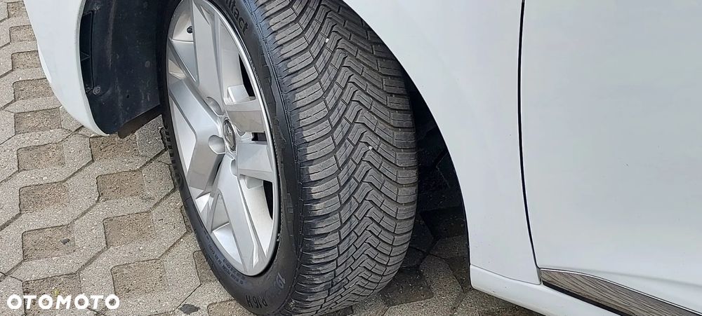 Renault Clio - 31