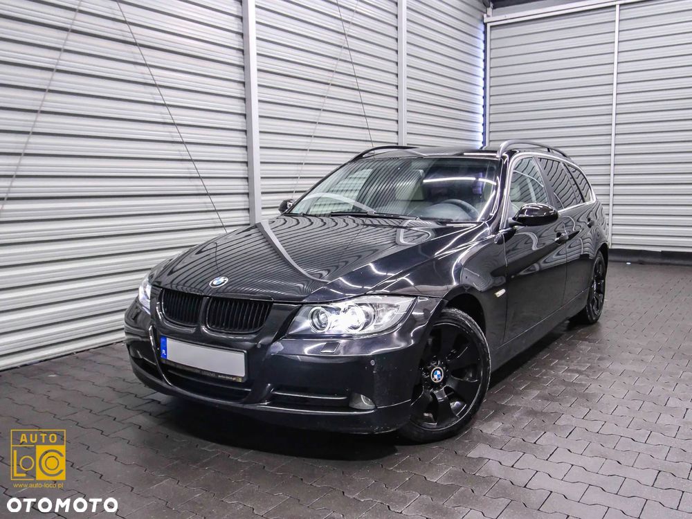 BMW Seria 3 325xi - 2