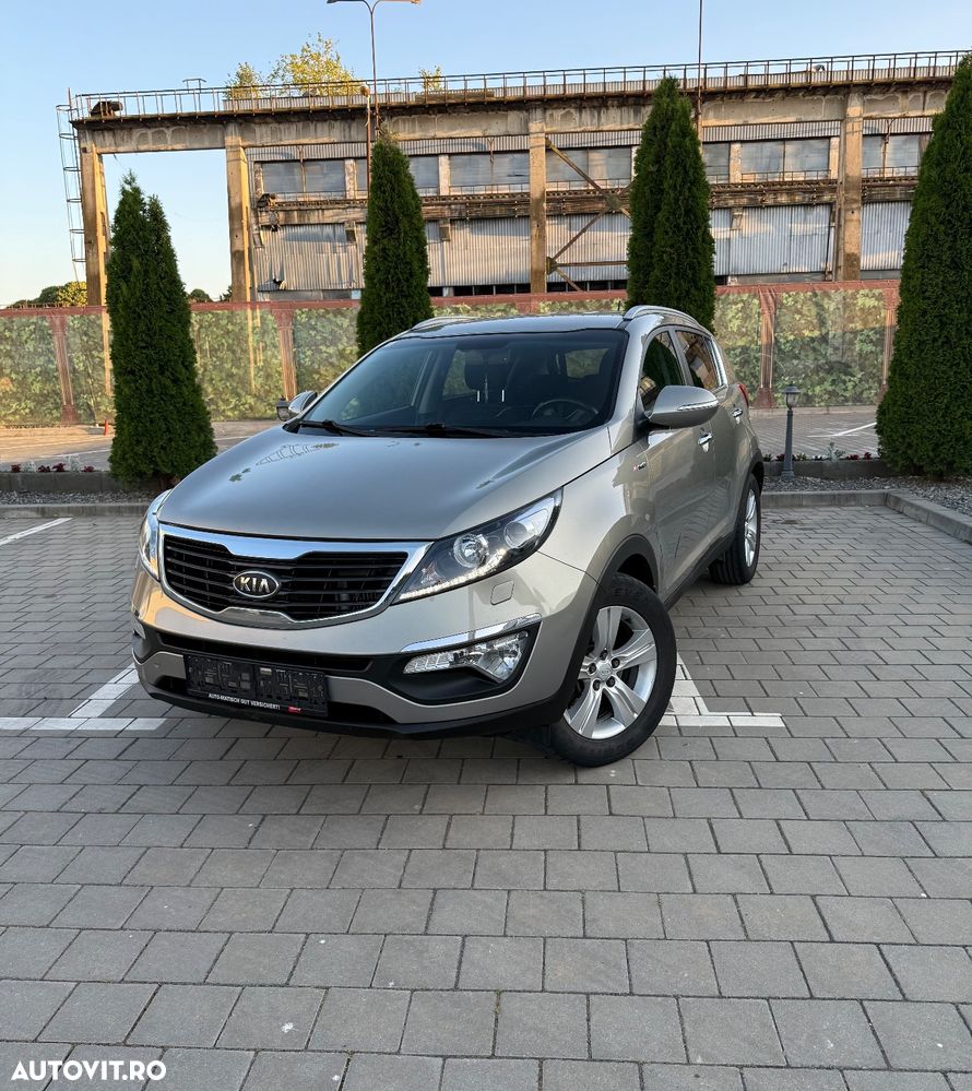 Kia Sportage 2.0 CRDI 4WD Automatik Spirit - 2