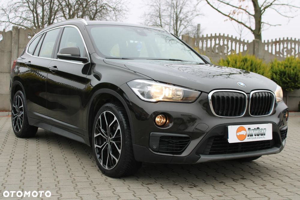BMW X1 sDrive18d Advantage - 1