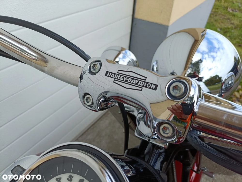 Harley-Davidson Softail Deluxe - 21