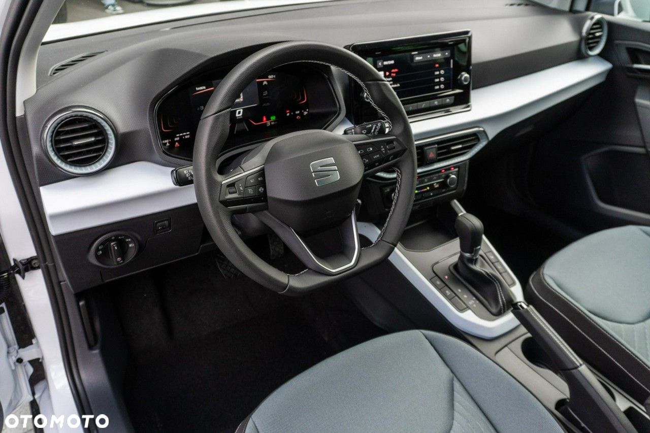 Seat Arona - 11