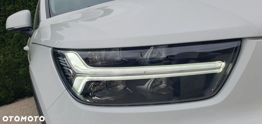 Volvo XC 40 T3 Momentum Core - 5