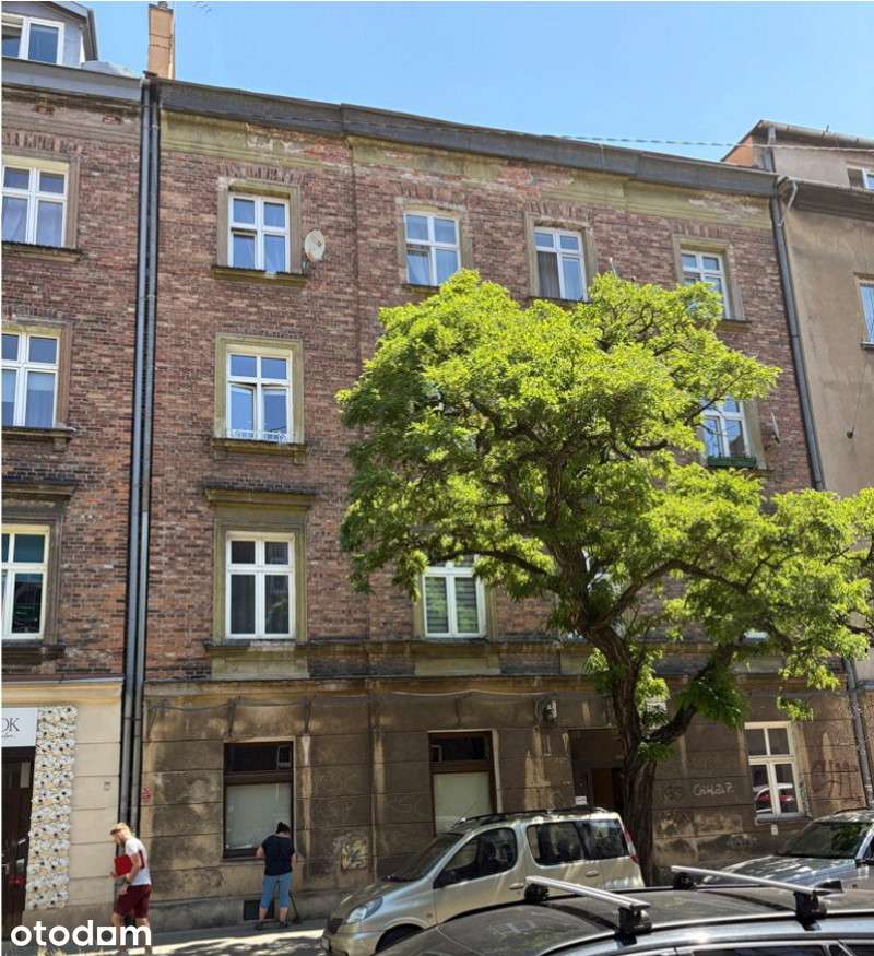 Oferta inwestycyjna – strych 167,75 m² w kamienicy przy ul. Lelewela 7