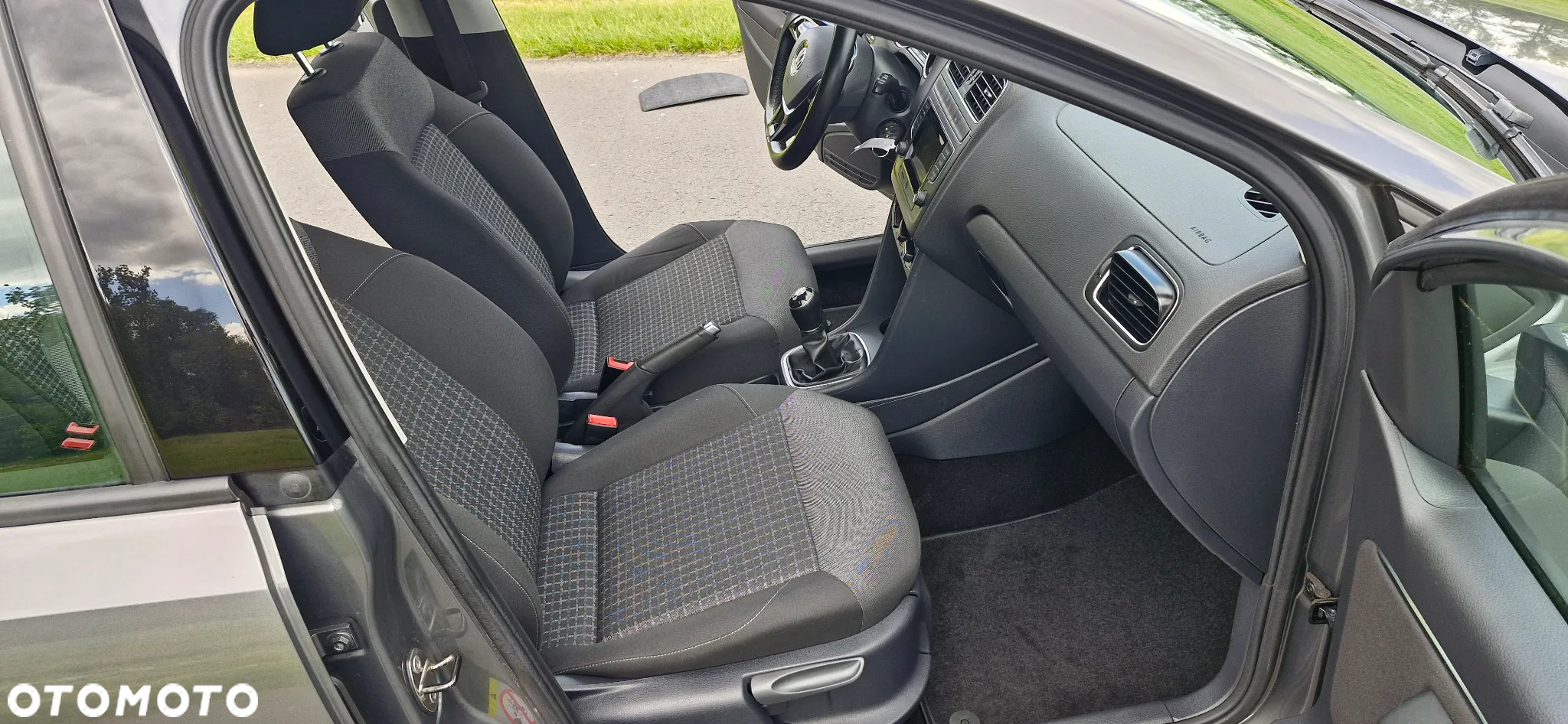 Volkswagen Polo 1.0 (Blue Motion Technology) Comfortline - 11