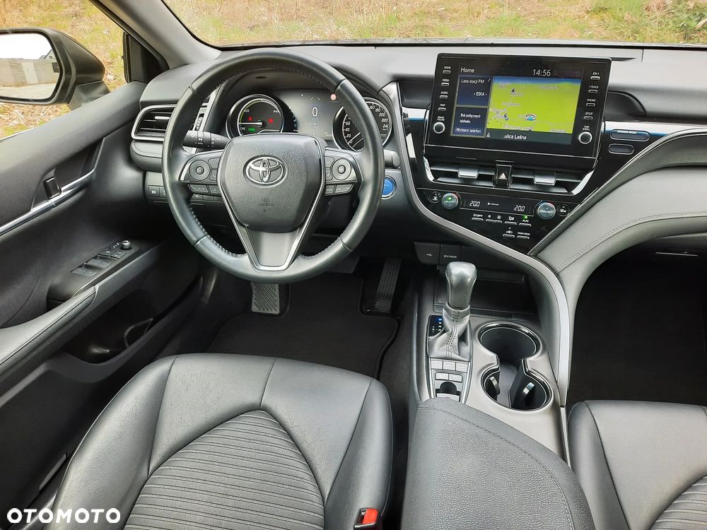 Toyota Camry 2.5 Hybrid Prestige CVT - 22