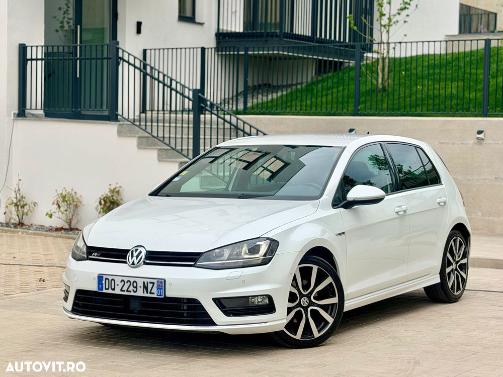 Volkswagen Golf - 2