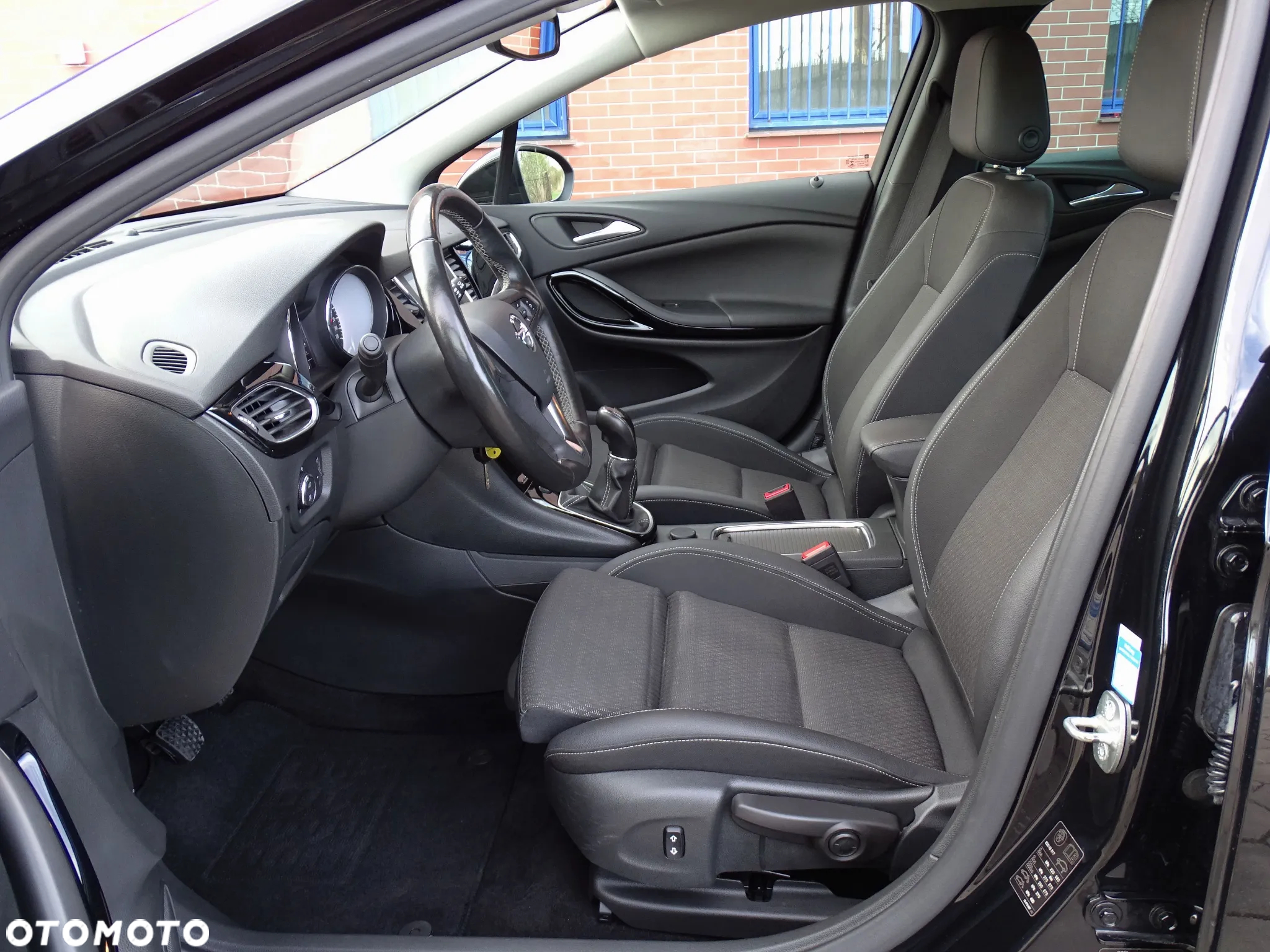 Opel Astra V 1.4 T Dynamic - 7