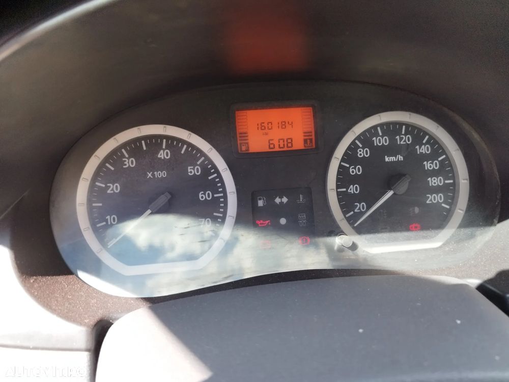 Dacia Logan 1.4 MPI - 10