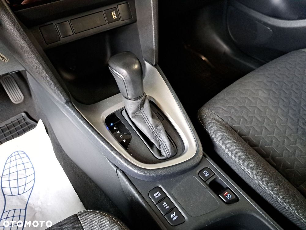 Toyota Yaris Cross Hybrid 1.5 Comfort - 28