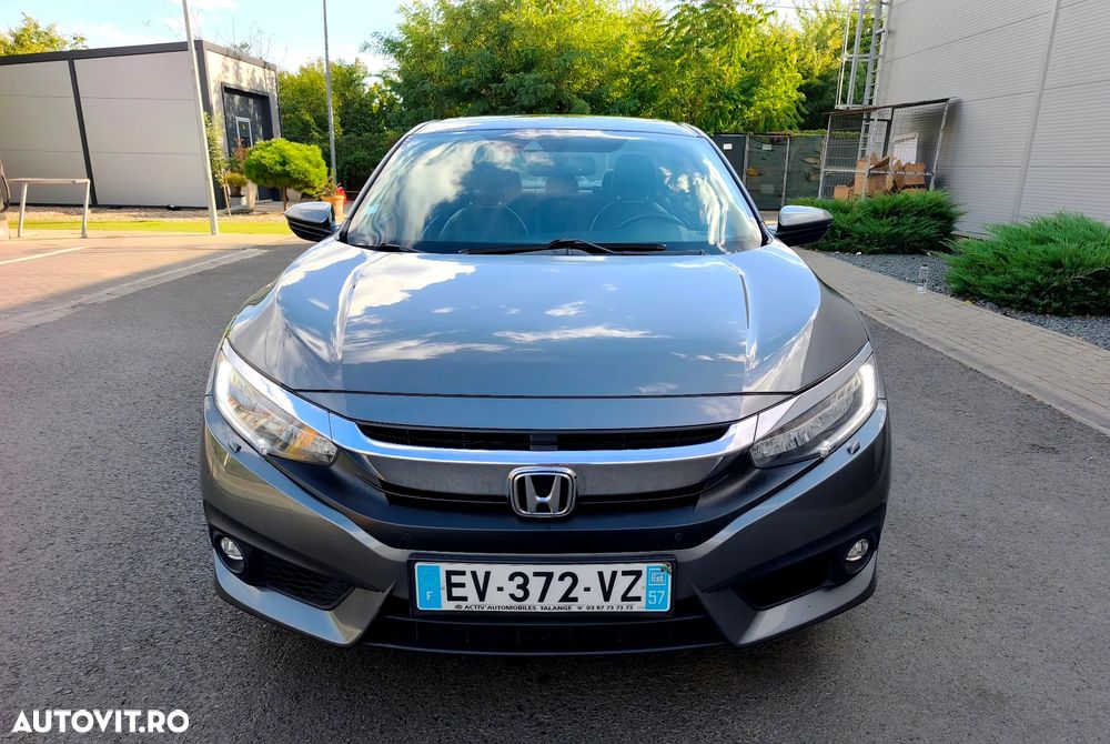 Honda Civic 1.5 VTEC Turbo CVT Executive - 10
