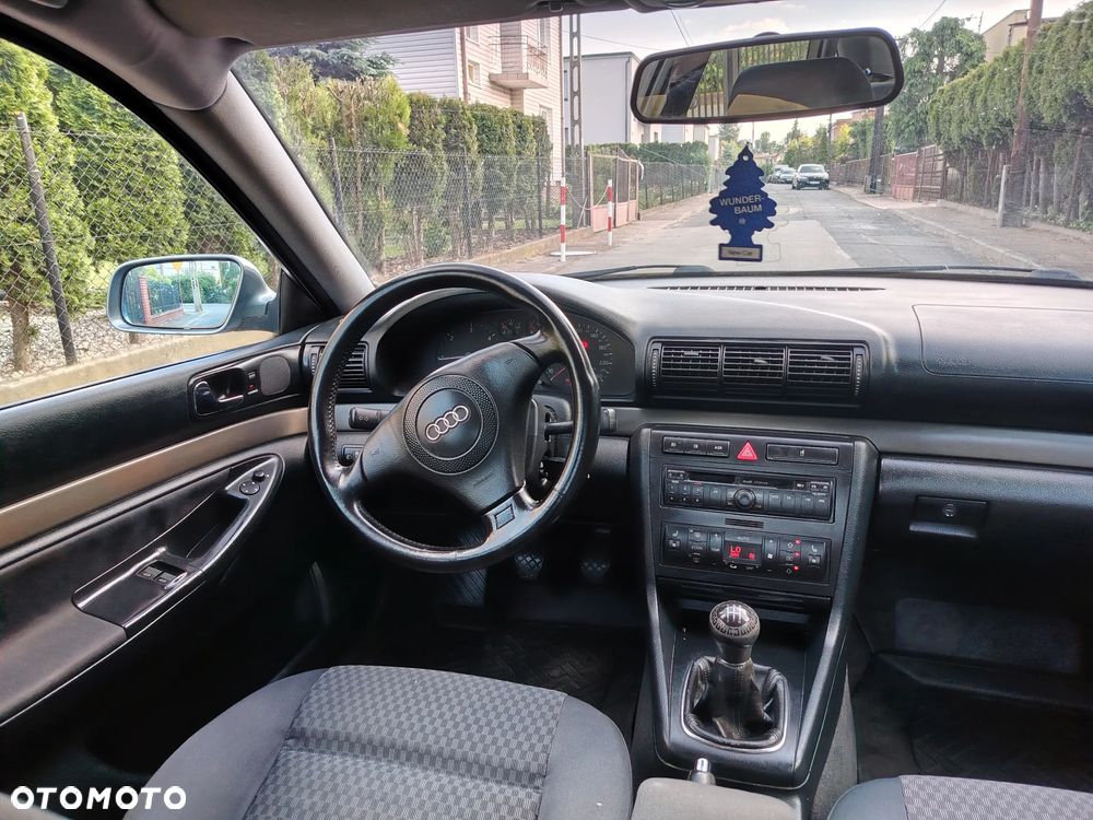 Audi A4 Limousine 1.9 TDI - 6