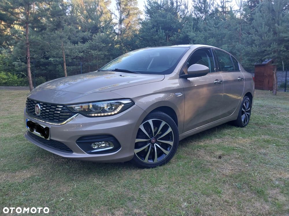 Fiat Tipo 1.4 16v Lounge EU6d - 1