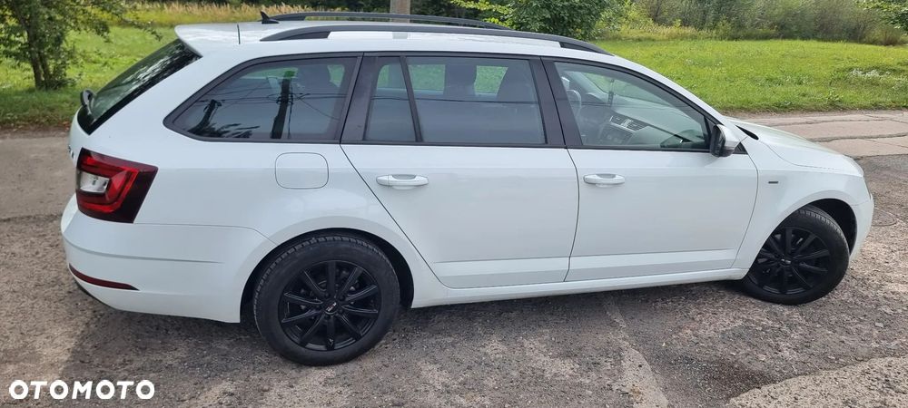 Skoda Octavia 2.0 TDI DSG Clever - 23