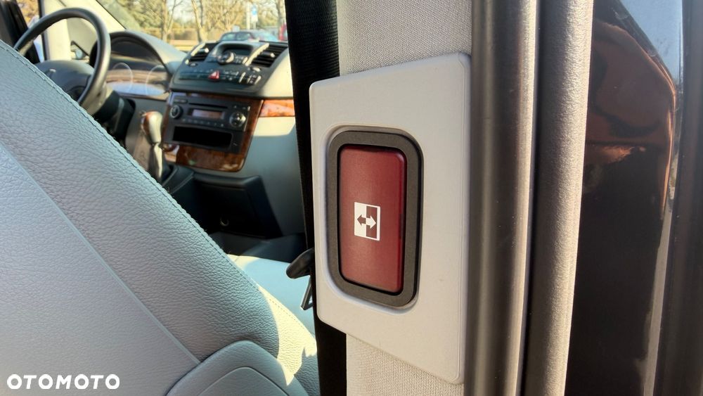 Mercedes-Benz Viano 3.0 CDI kompakt Automatik Ambiente Edition DPF - 19