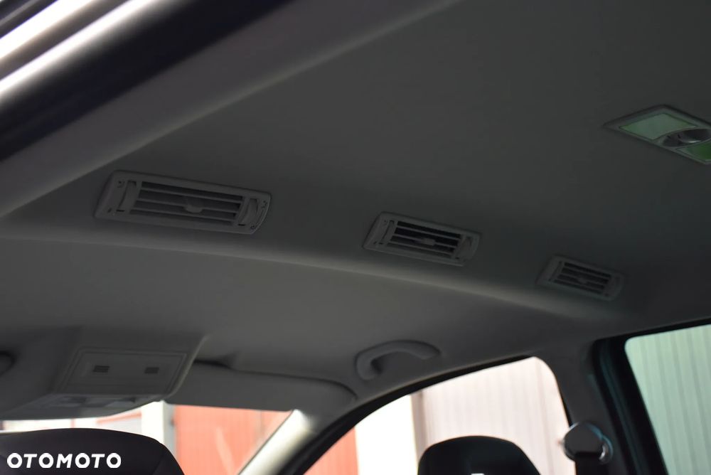 Volkswagen Sharan 1.8 5V Turbo Highline - 27