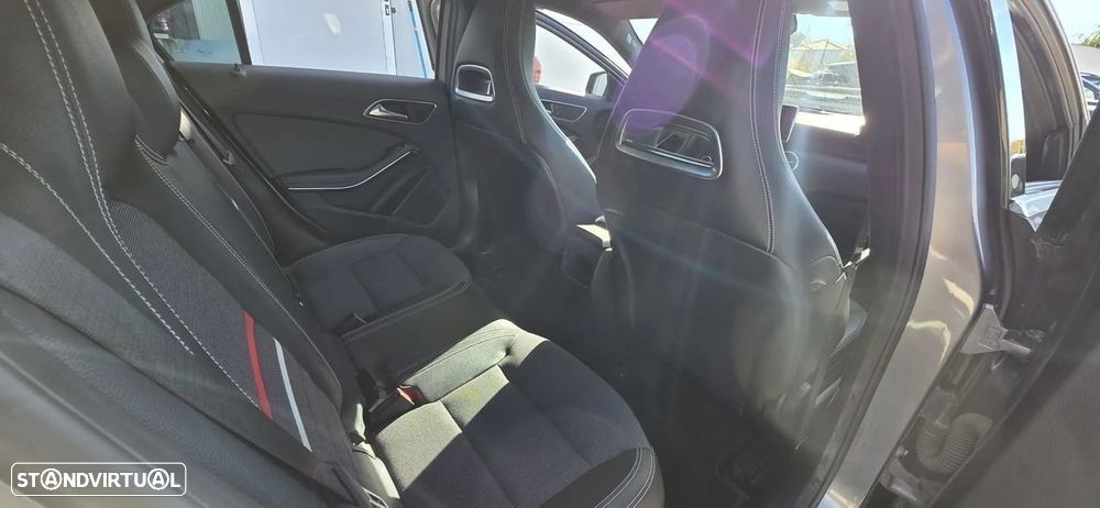 Mercedes-Benz A 180 - 8