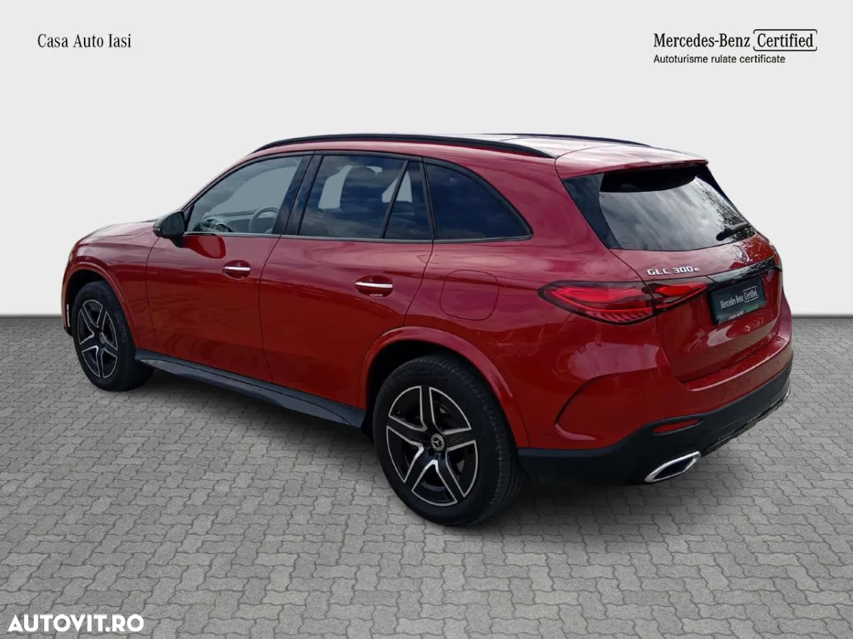 Mercedes-Benz GLC 300 e 4MATIC - 4