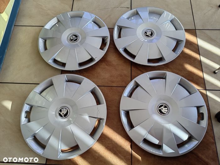 Kołpaki Skoda Superb Octavia kamiq Oryginalne Audi +logo SKODA - 1