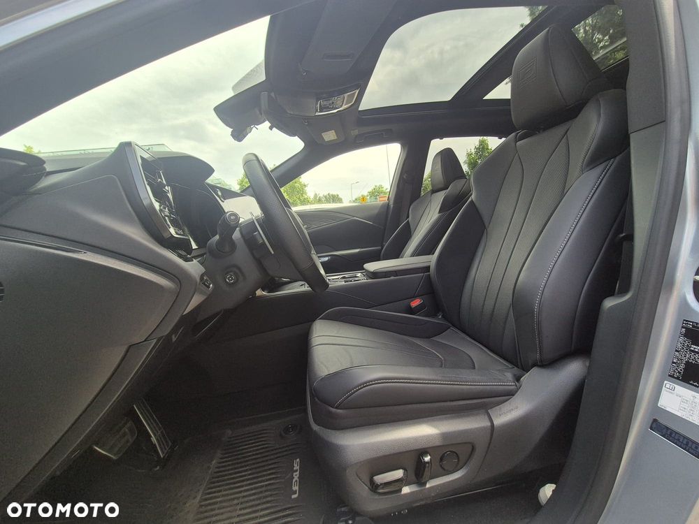 Lexus RX 500h F Sport Edition - 12