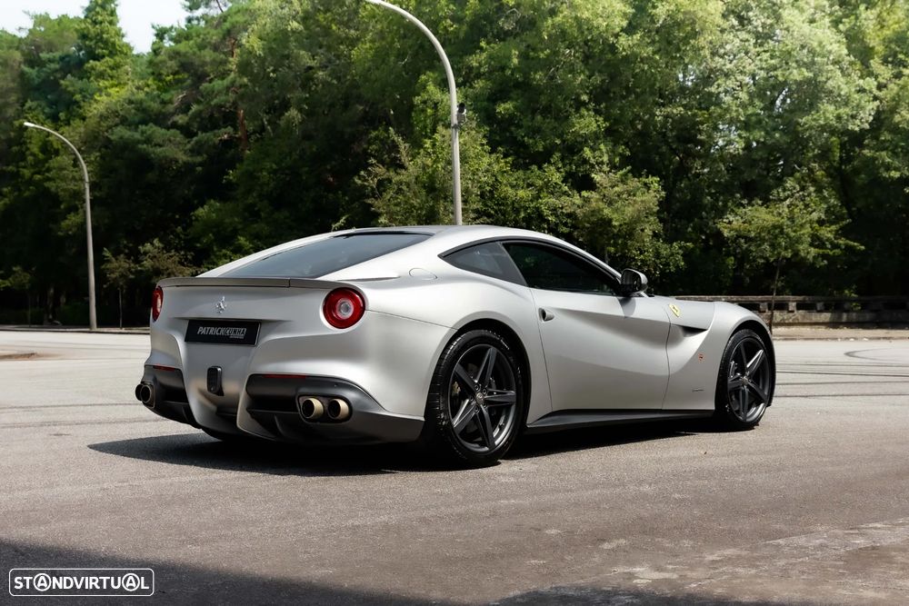 Ferrari F12 Berlinetta Hele - 4