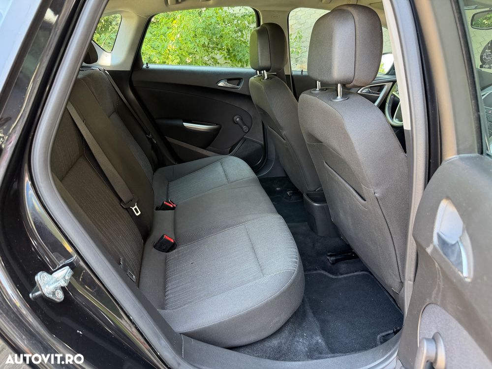 Opel Astra 1.7 CDTI Cosmo - 11
