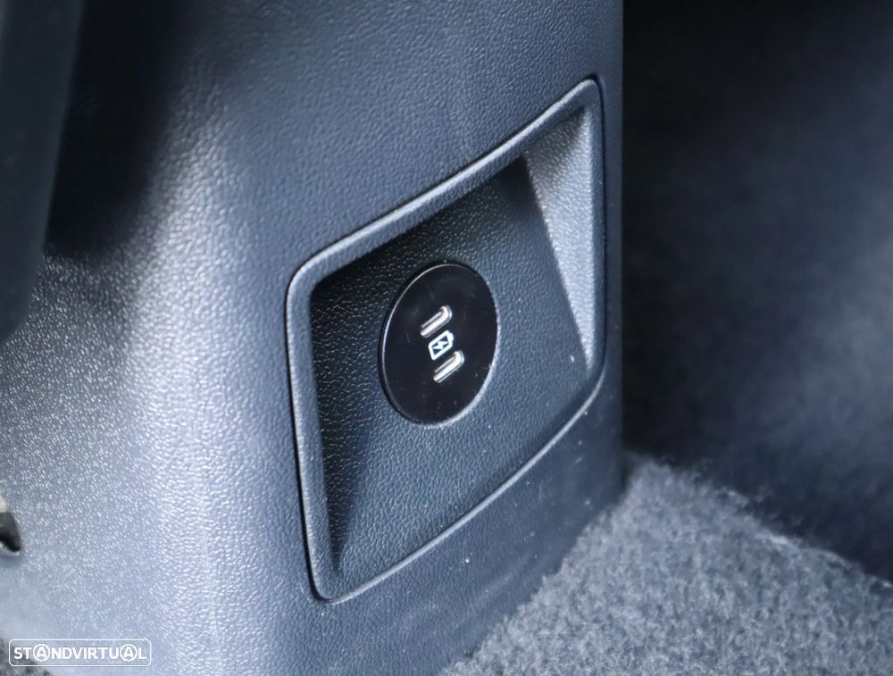 Ford Tourneo Courier 1.0 EcoBoost Active - 26