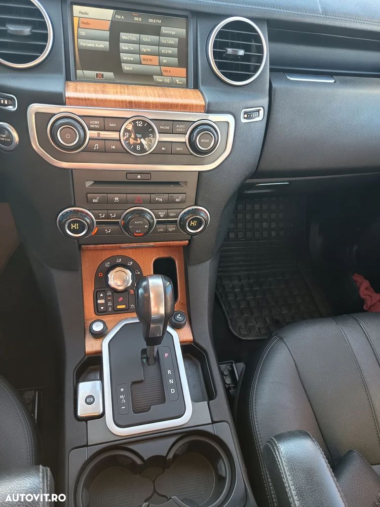 Land Rover Discovery 3.0 TD HSE Aut. - 13