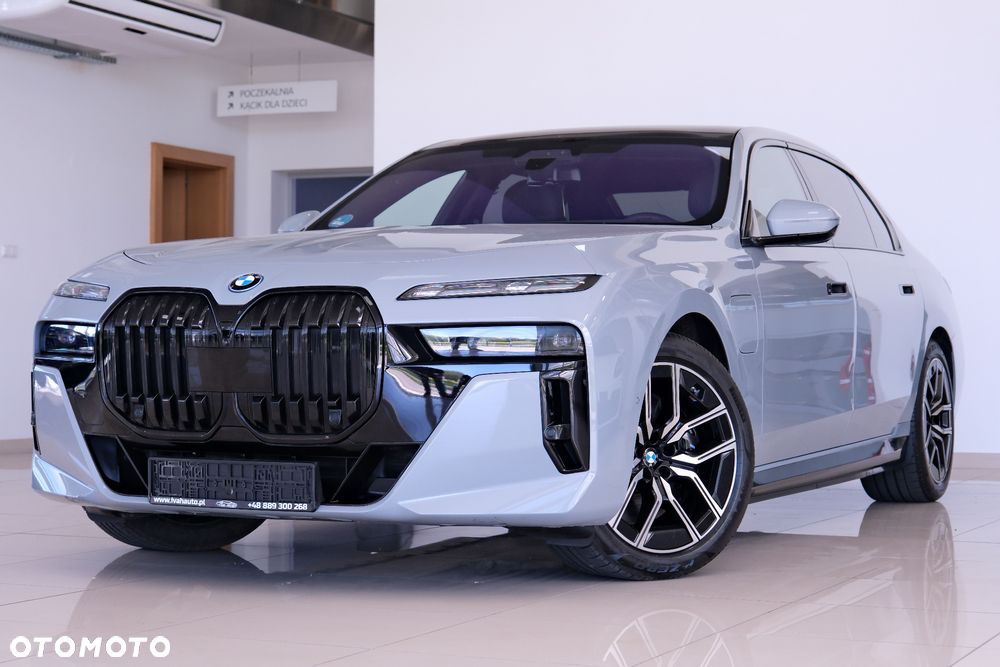BMW Seria 7 - 16
