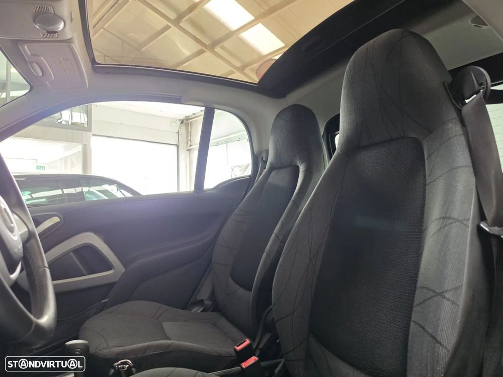 Smart ForTwo Coupé 0.8 cdi Passion 54 - 18